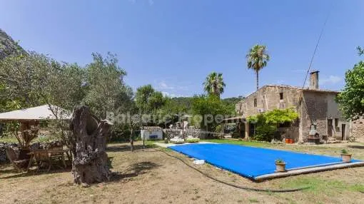 Rustic stone finca ideal for renovation for sale near Pollensa, Mallorca